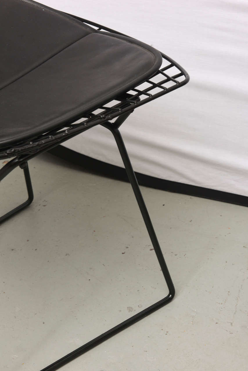 Bertoia Wire Chairs with Black Leather Knoll Cushions, 1960s, USA at