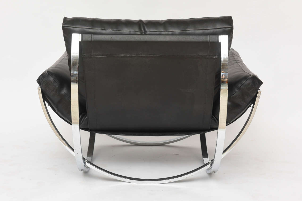 Late 20th Century Italian Modern Polished Chrome and Leather Chair by Stendig