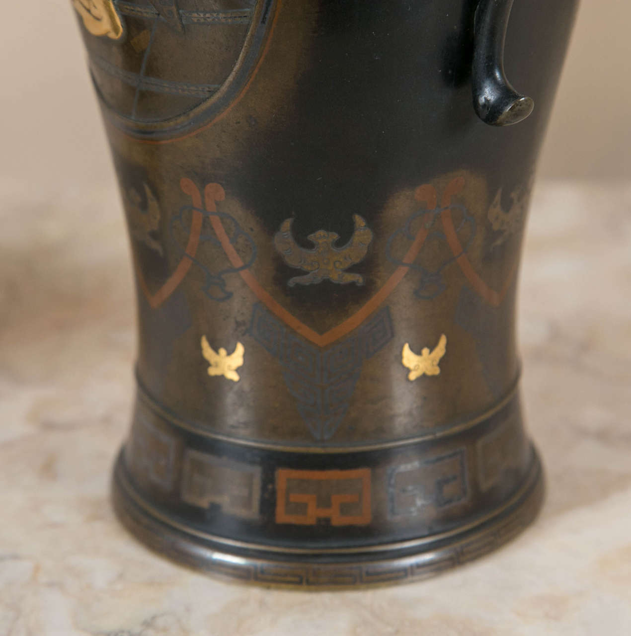 Pair of 19th Century Japanese Meiji Period Bronze Vases In Excellent Condition In Stamford, CT