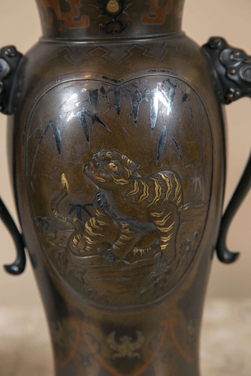 Pair of 19th Century Japanese Meiji Period Bronze Vases 1