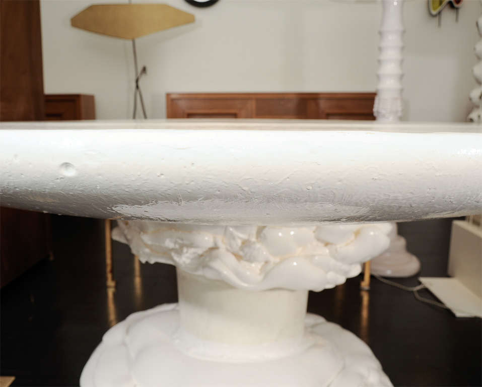 Round Dining Table in Polyurethane by Louis Durot at 1stdibs