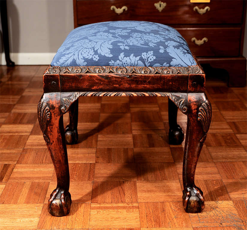 Georgian Mahogany Stool with Shell-Carved Cabriole Legs 2