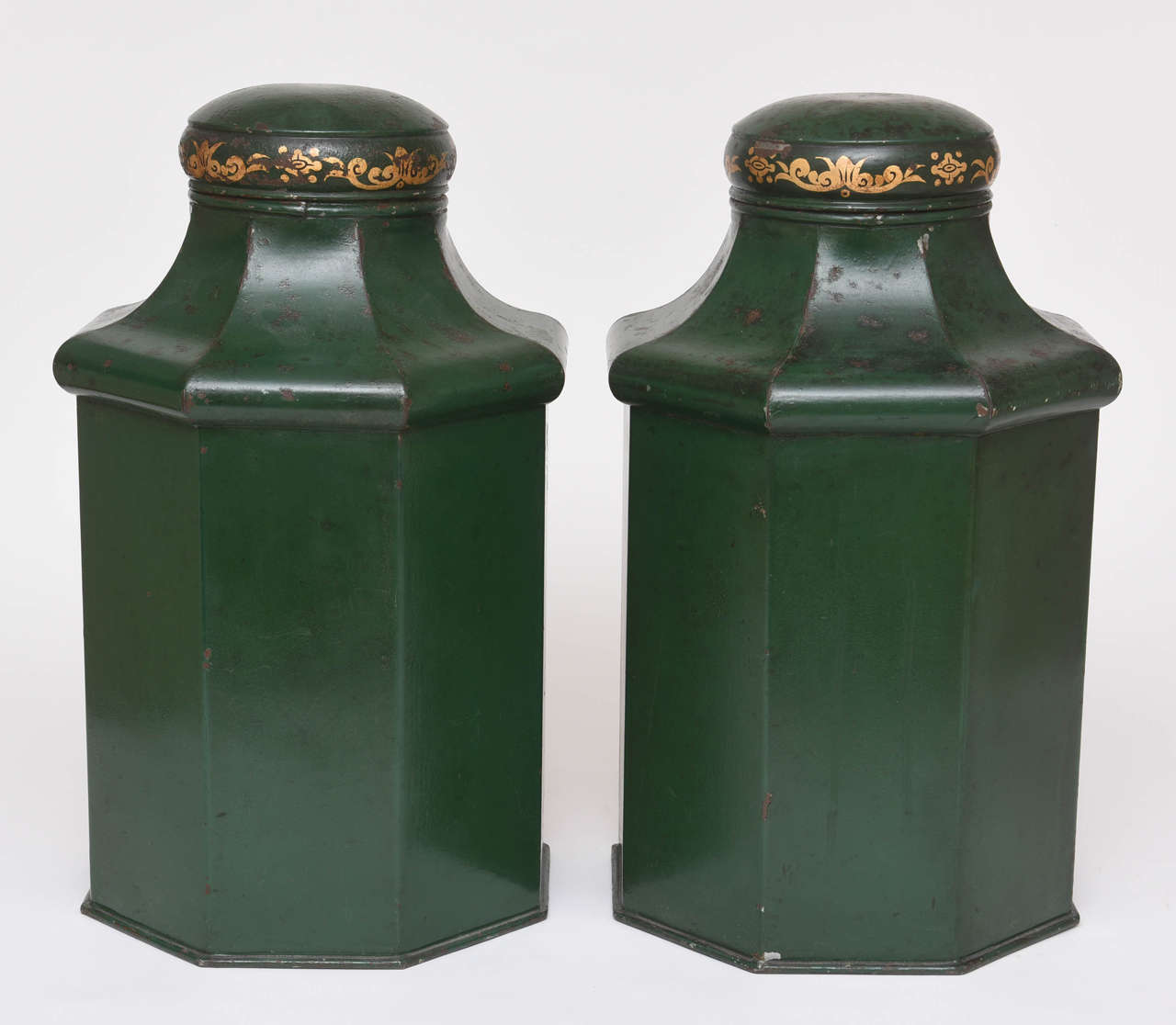 Pair of English 19th Century Chinoiserie Tole Tea Canisters 2