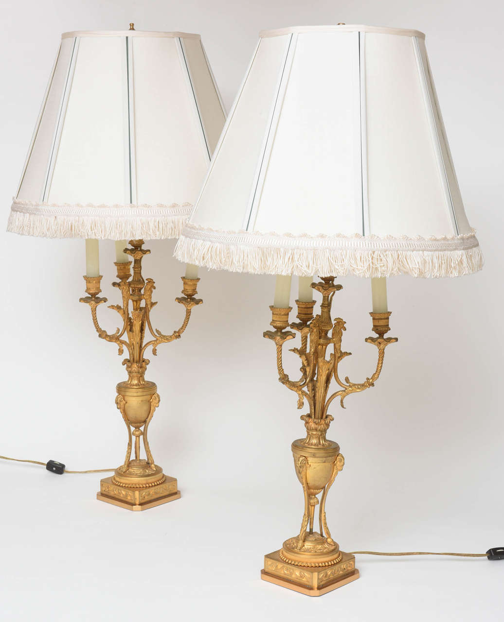 Louis XVI Superb Pair of French Neoclassical Ormolu Candelabra Lamps