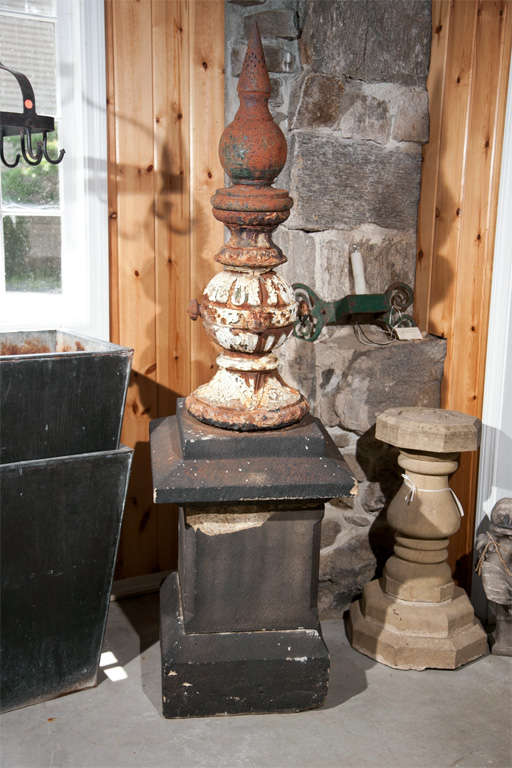 English Carved Yorkstone and Cast Iron Lamp Post Fountain For Sale