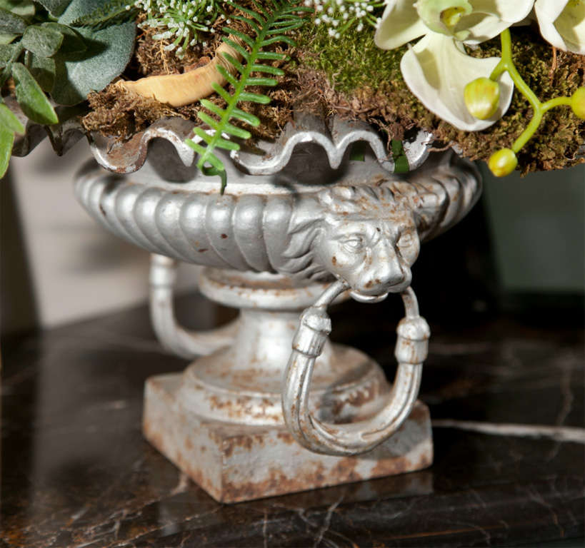 19th Century French Tabletop Cast Iron Urn with Ruffled Rim and Ringed Lion Handles For Sale