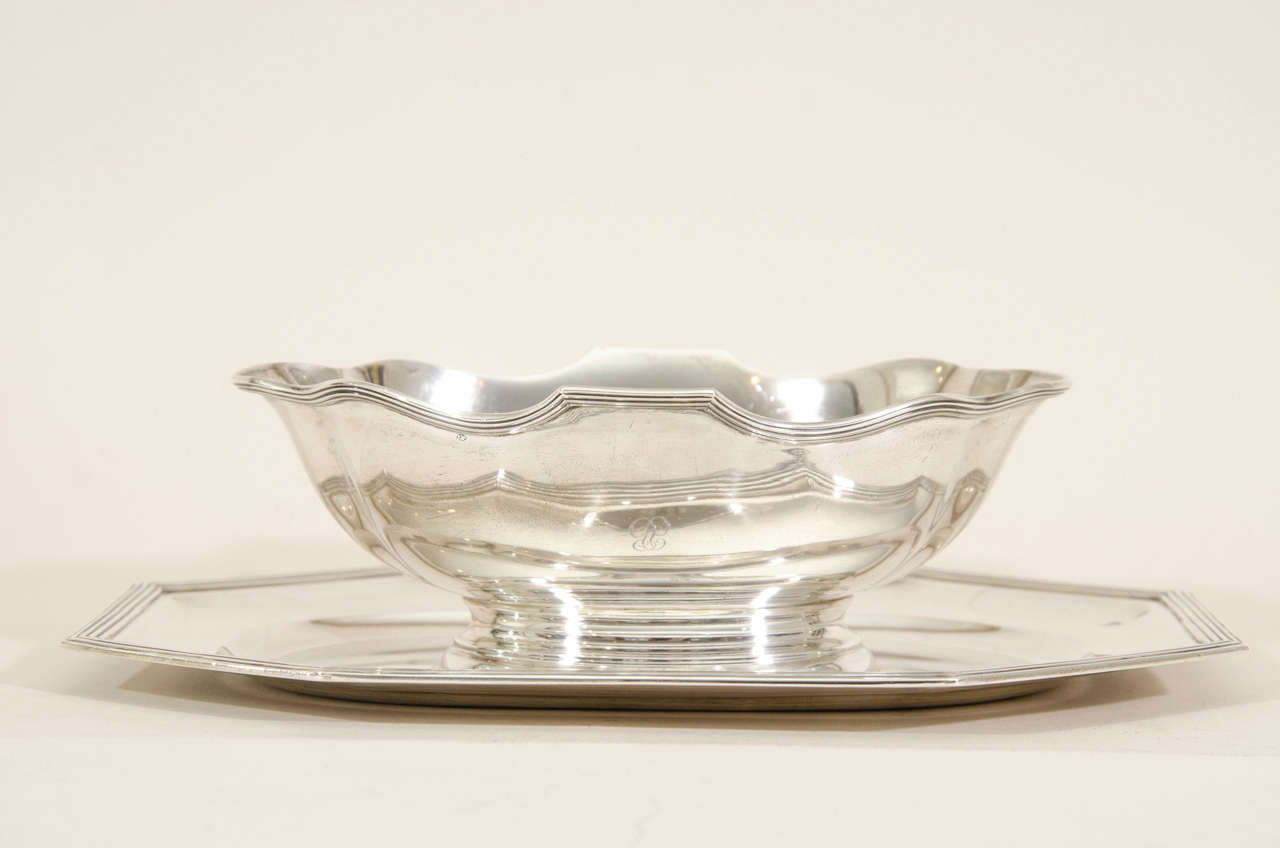 Jean Puiforcat French Art Deco Sterling Silver Saucier on Tray In Excellent Condition For Sale In New York, NY