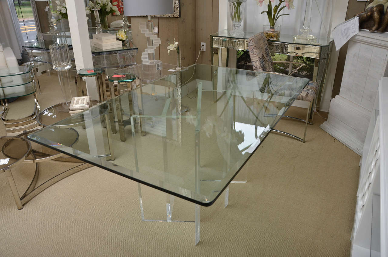 Beveled Glass Top Dining Table with Attractive Lucite Base In Good Condition In Water Mill, NY