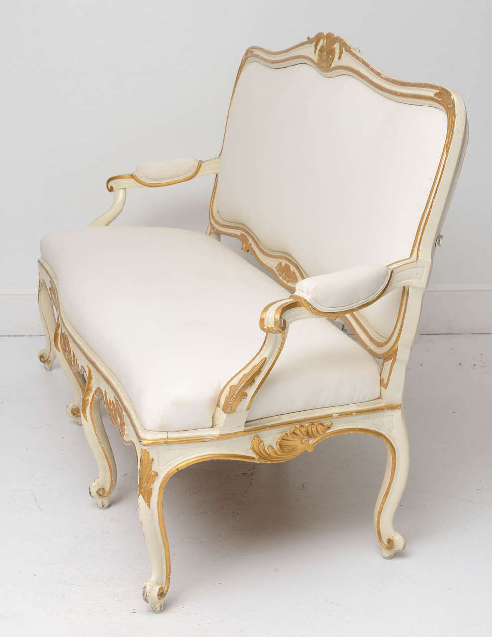 19th Century Swedish Upholstered Settee, Original Gilt, circa 1840 For Sale