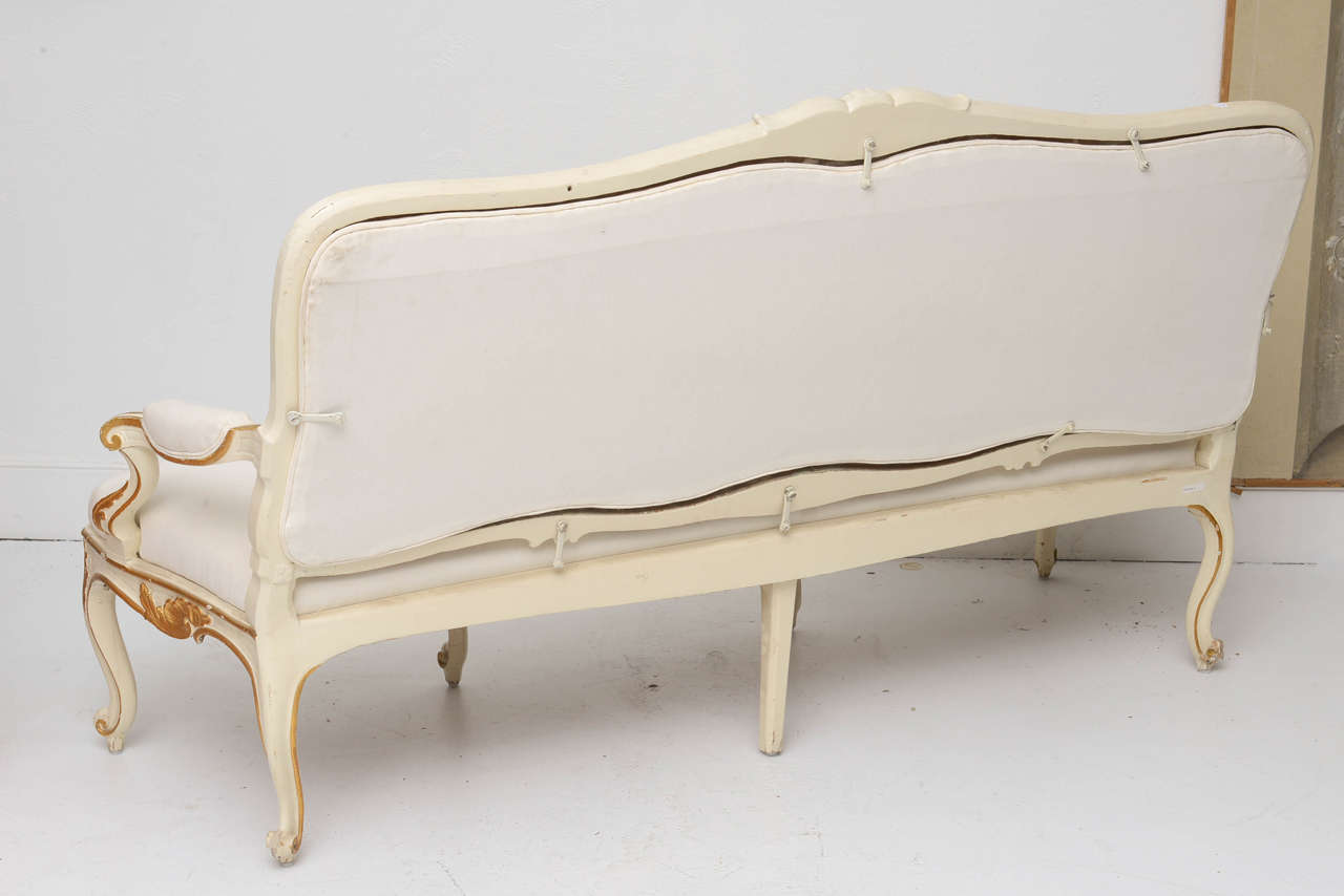 Swedish Upholstered Settee, Original Gilt, circa 1840 For Sale 1