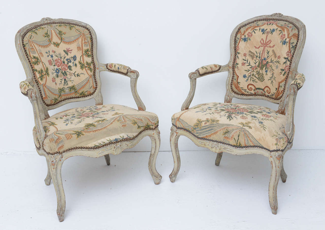 Pair of 18th Century Louis XV Fauteuil In Good Condition For Sale In West Palm Beach, FL