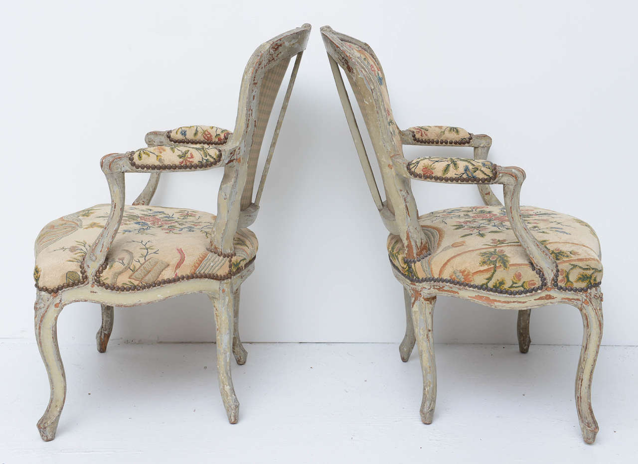 18th Century and Earlier Pair of 18th Century Louis XV Fauteuil For Sale