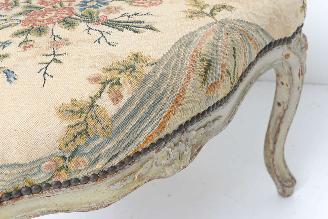 Pair of 18th Century Louis XV Fauteuil For Sale 3