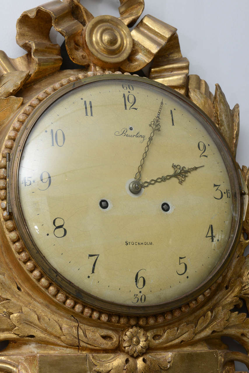 Swedish Gilded Wall Clock In Good Condition For Sale In West Palm Beach, FL