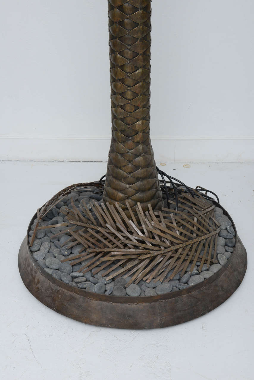 Other Iron Electrified Palm Tree Sculpture with Removable Leaves and Down Light For Sale