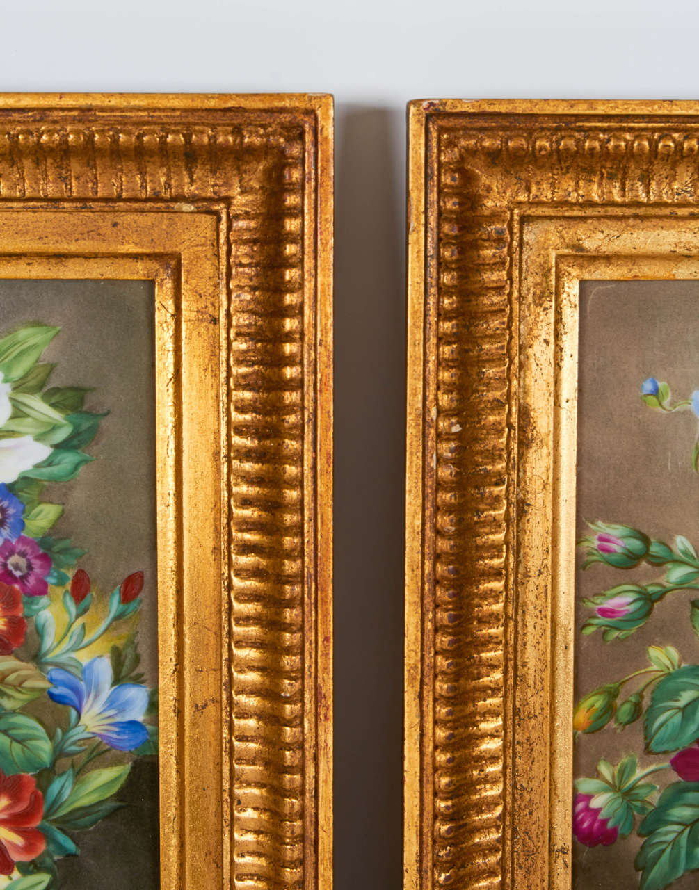Late 19th Century Pair of Hand-Painted Porcelain Plaques of Floral Still-Life Paintings For Sale