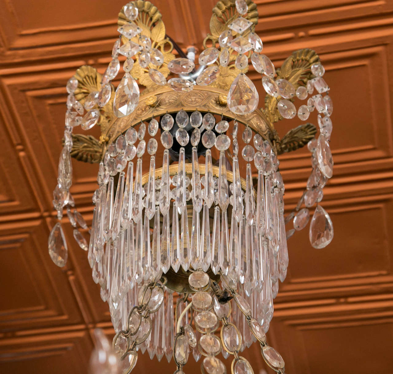 Russian Empire Doré Bronze and Crystal Twenty-Four-Light Chandelier For Sale 3