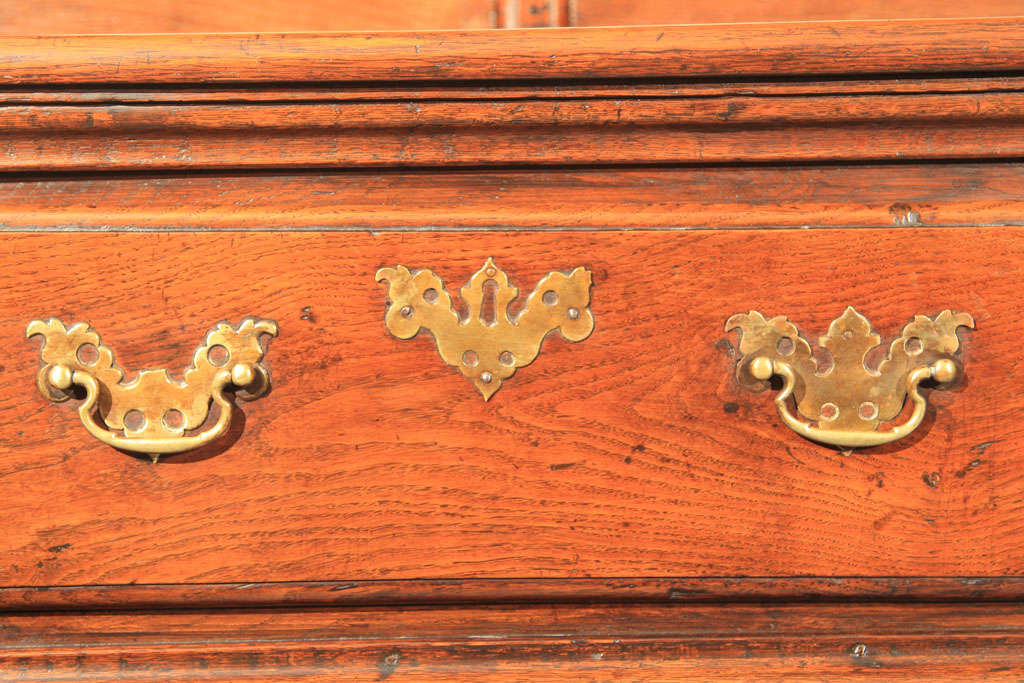 Welsh Oak Dresser In Excellent Condition For Sale In Woodbury, CT