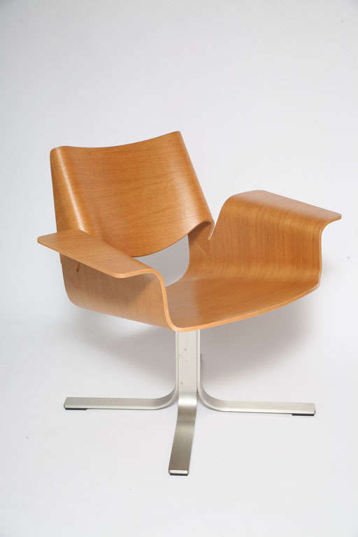 Bent Plywood Swivel Lounge Chairs 1
