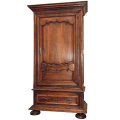 18th c. French Walnut Grand Bonnetiere 1
