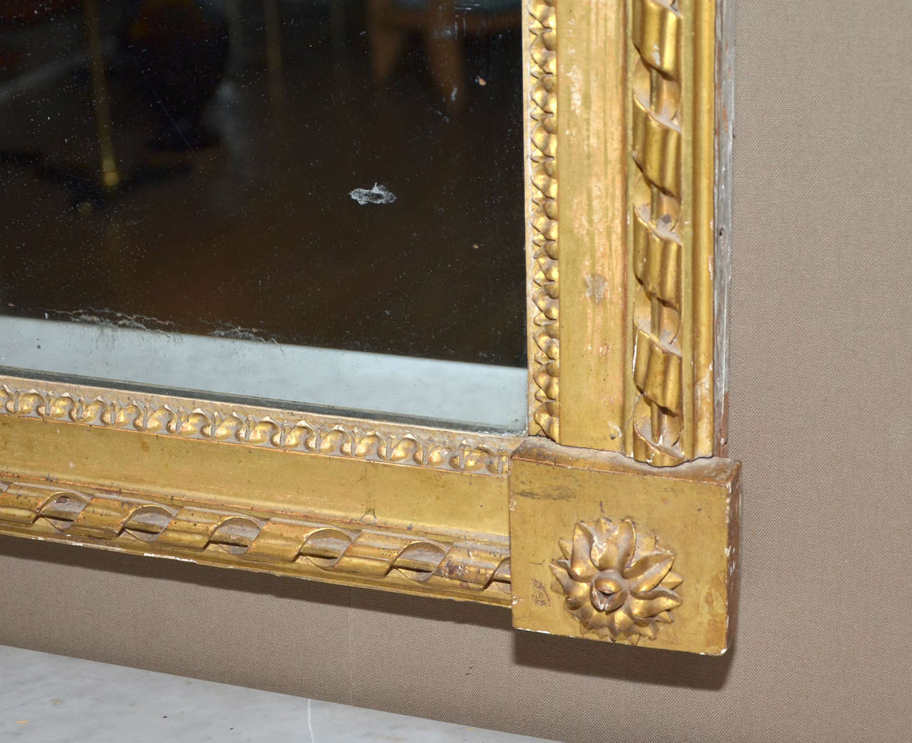Beautiful Louis XVI Period Mirror In Fair Condition For Sale In Saint-Ouen, FR