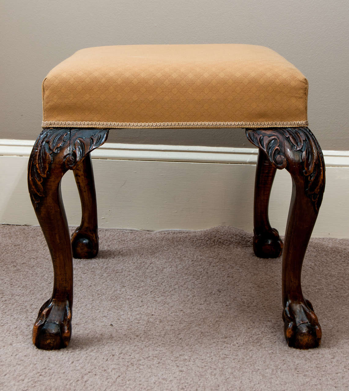 Hand-Carved Chippendale Style Stool, England In Excellent Condition In Alexandria, VA