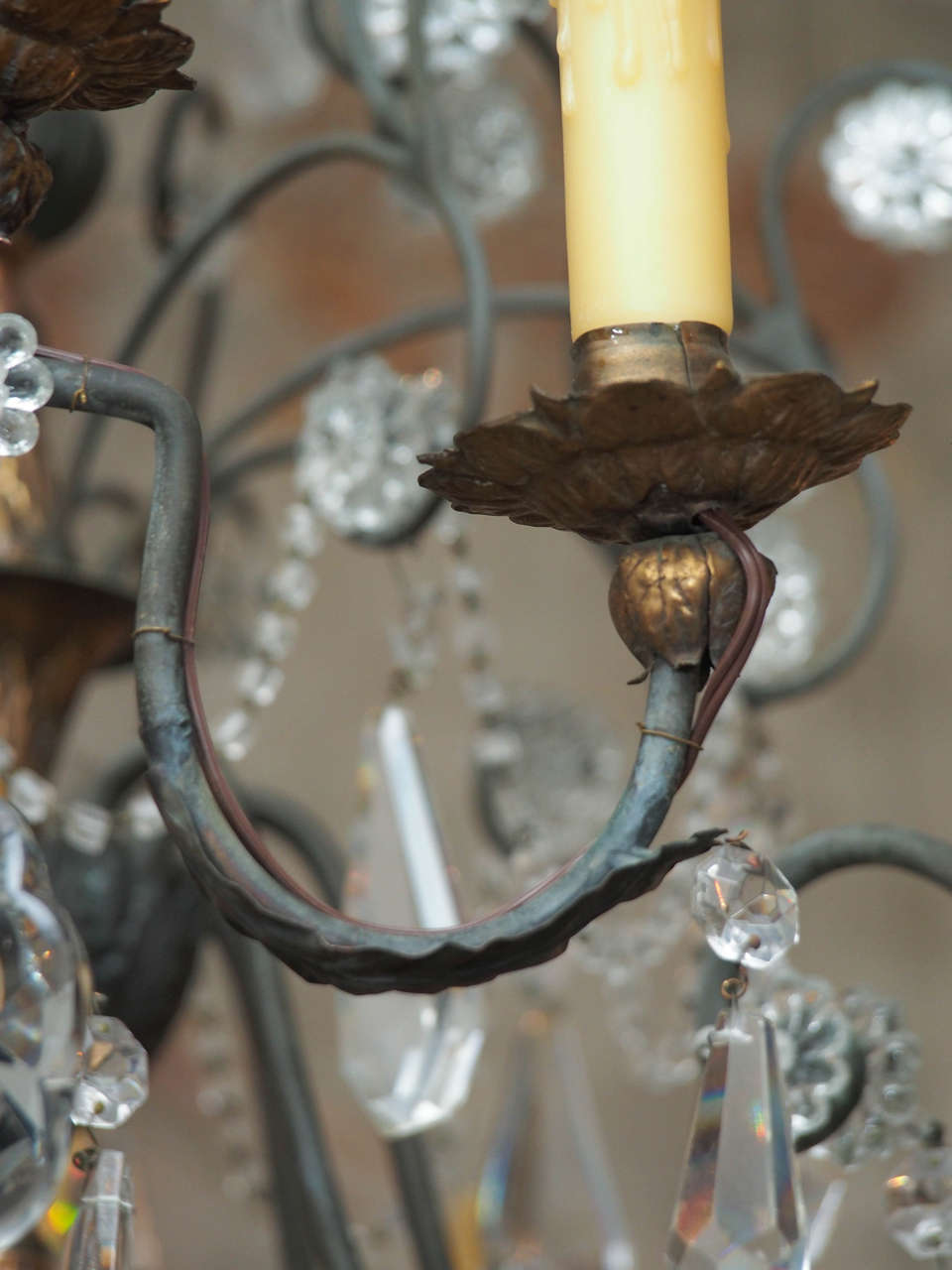 Large, Multi-Light Tole and Crystal Chandelier For Sale 4