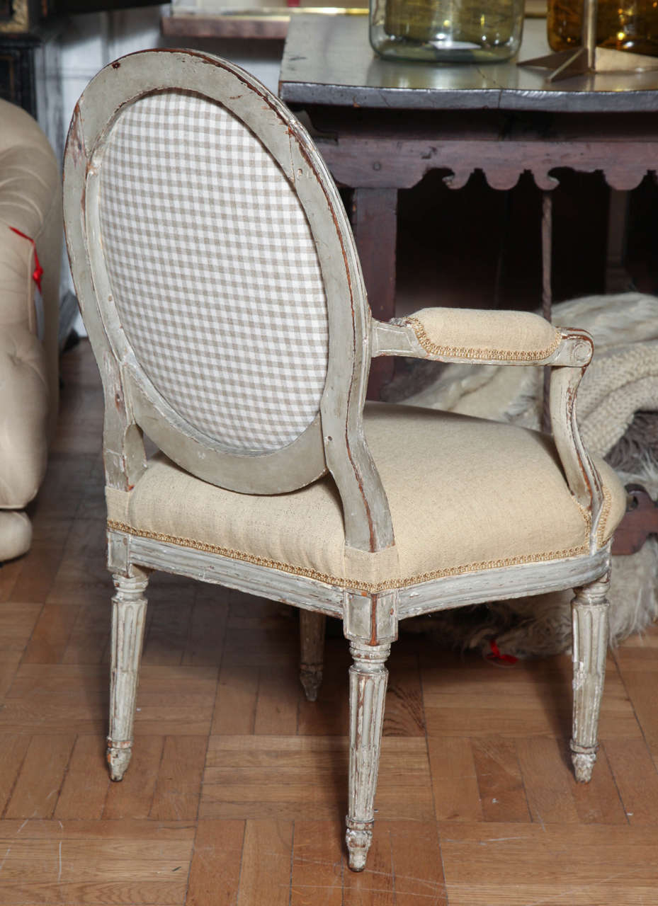 A Pair of Louis XVI Carved and Painted Beechwood Fauteuils A La Reine 3