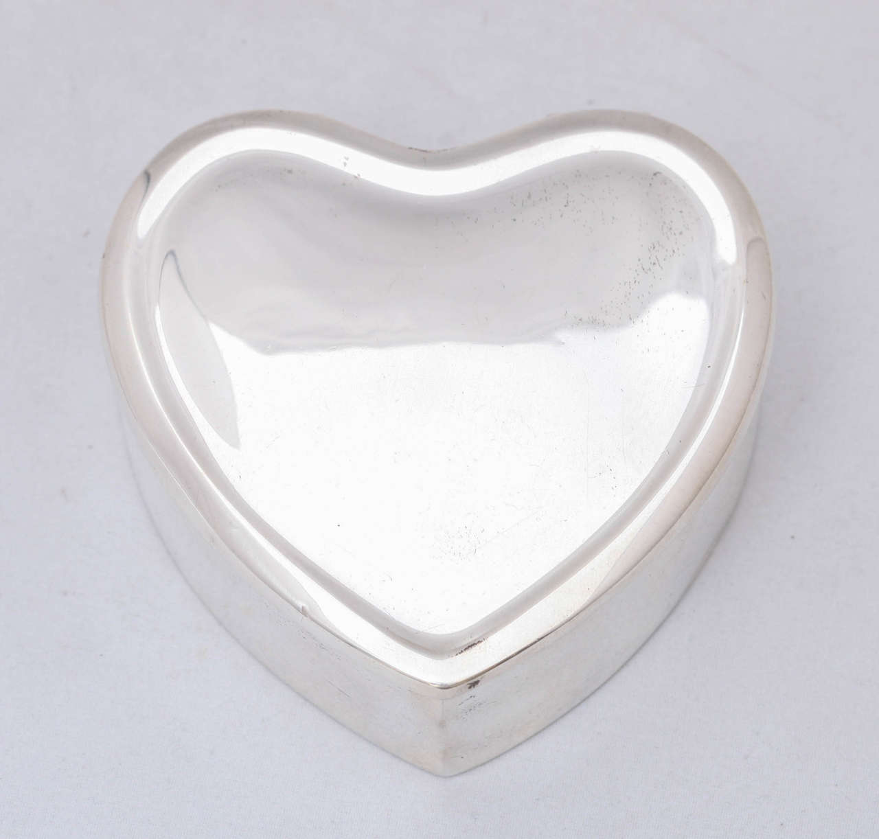American Edwardian Sterling Silver, Heart-Form Jewelry or Trinkets Box with Hinged LId