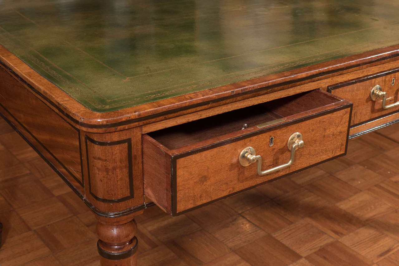 Early 19th Century Regency Leather Top Mahogany Partners Desk 2