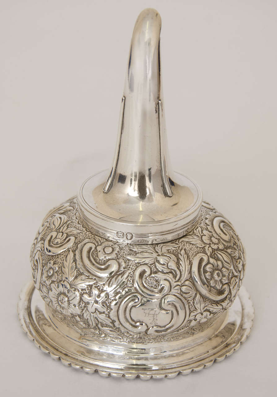 Antique Silver George III Wine Funnel In Good Condition For Sale In London, GB