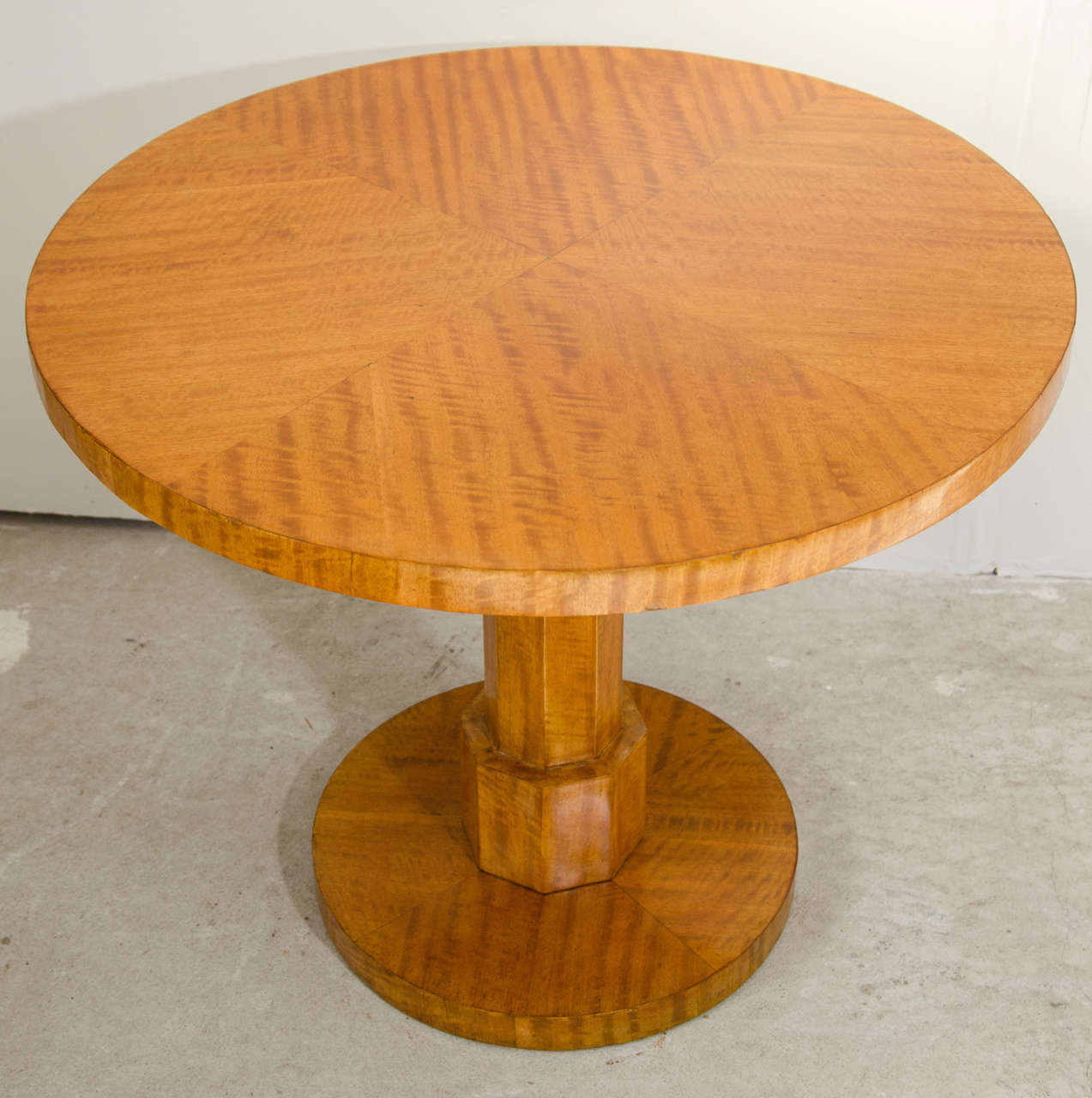 Pair of Fine French Art Deco Side Tables For Sale 2