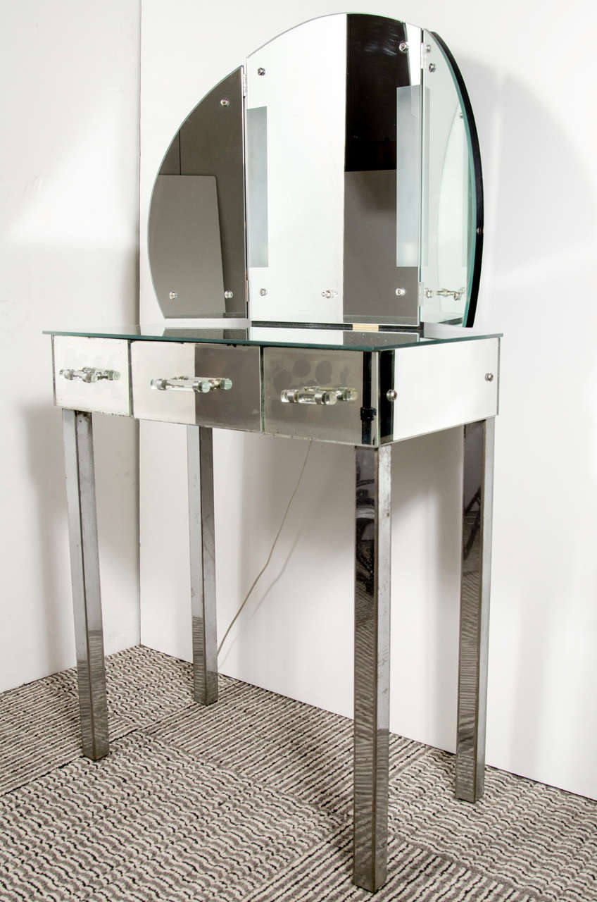 Gorgeous 1940's Hollywood Illuminating Mirrored Vanity at 1stDibs