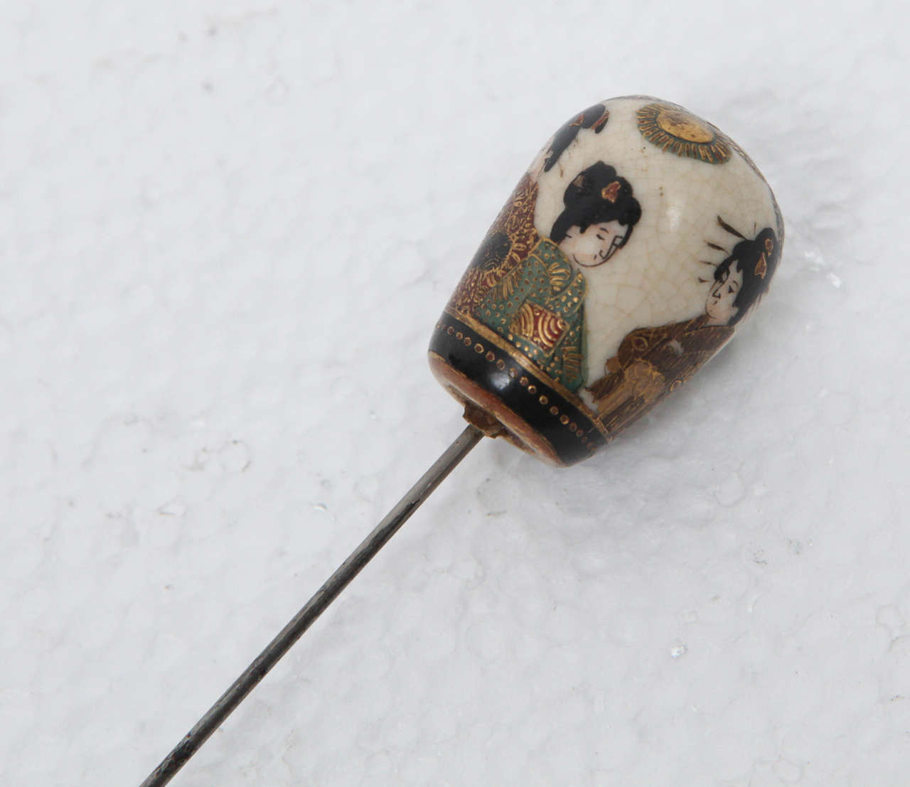 Antique Japanese Satsuma Hat Pin In Excellent Condition For Sale In Los Angeles, CA