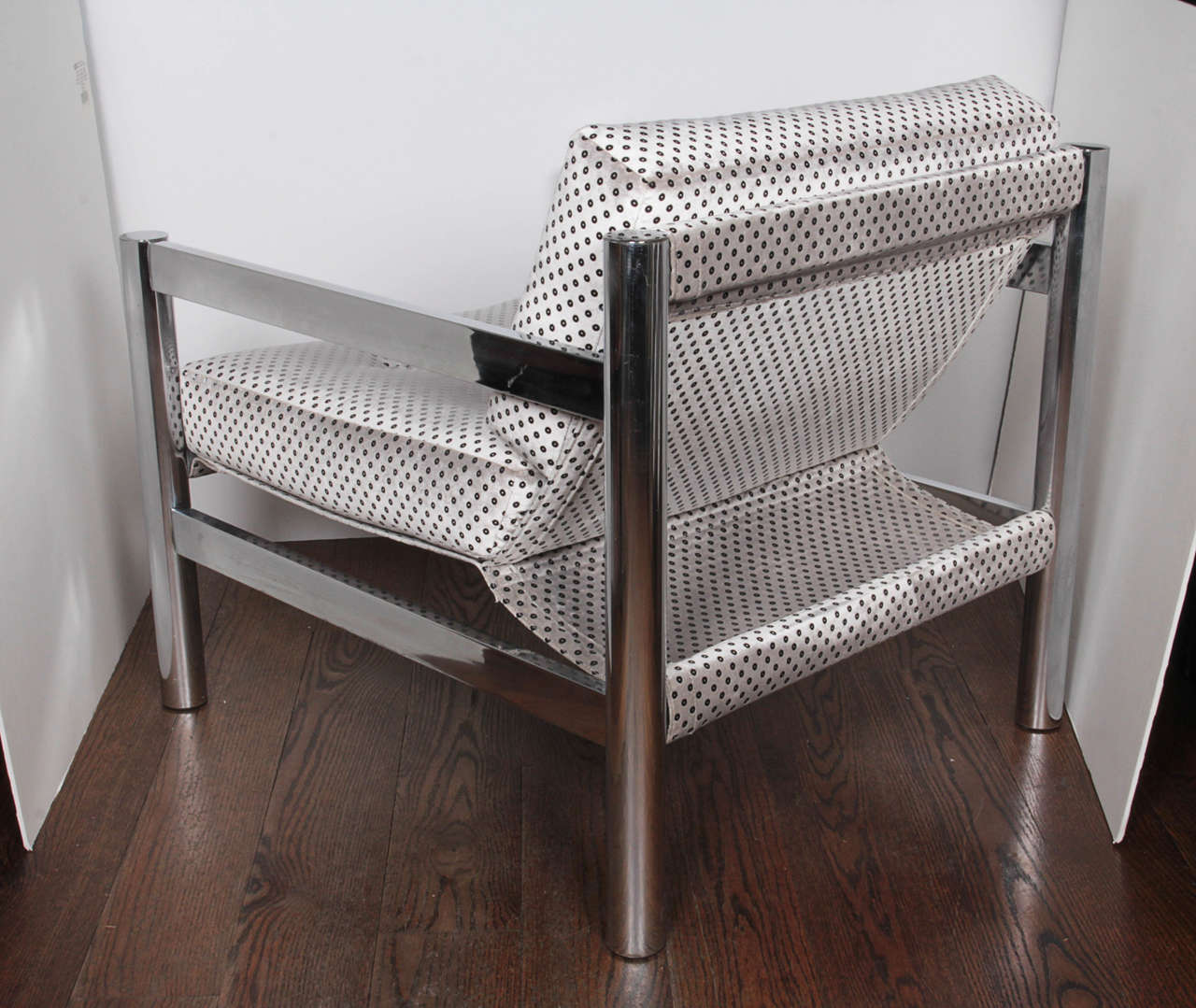 1970s Chrome Chair in the Manner of Milo Baughman In Excellent Condition For Sale In New York, NY