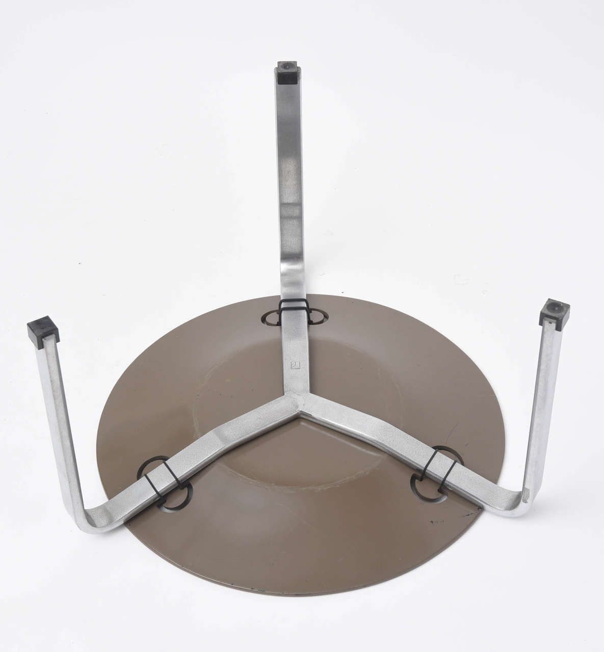 Poul Kjaerholm PK-33 Stool 4
