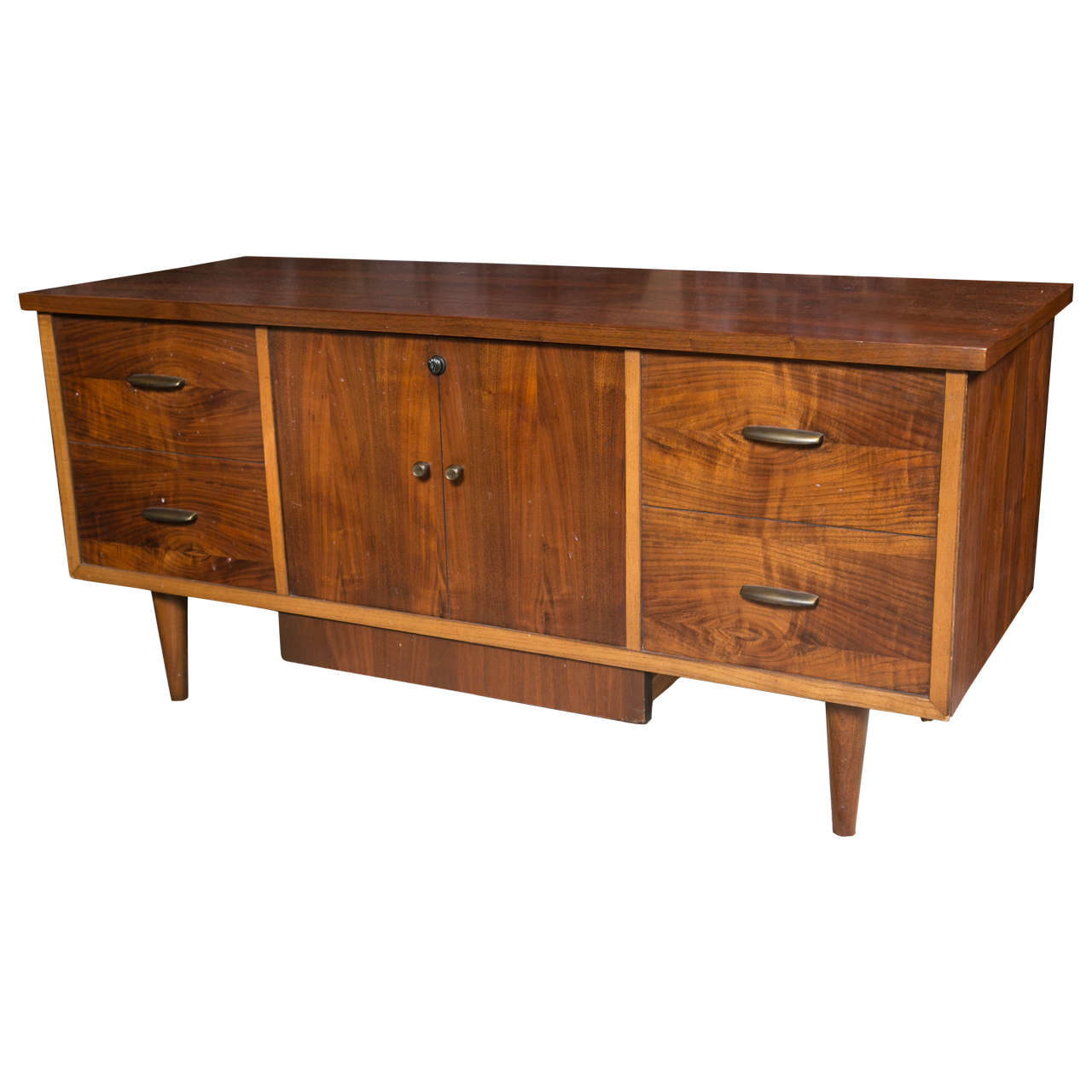 Mid-Century Lane Sweetheart Cedar Lined Mahogany Chest