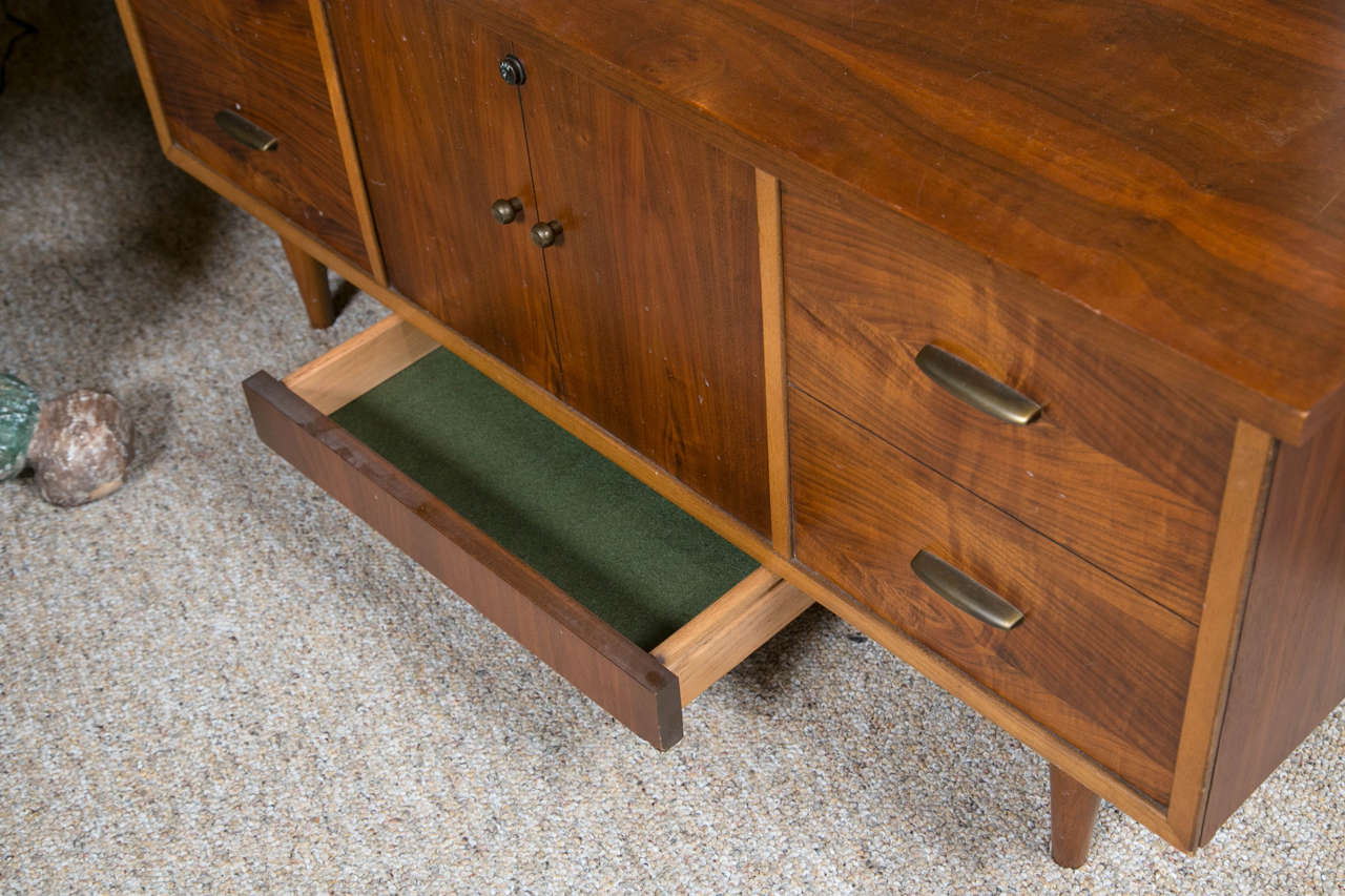 MidCentury Lane Sweetheart Cedar Lined Mahogany Chest at 1stDibs