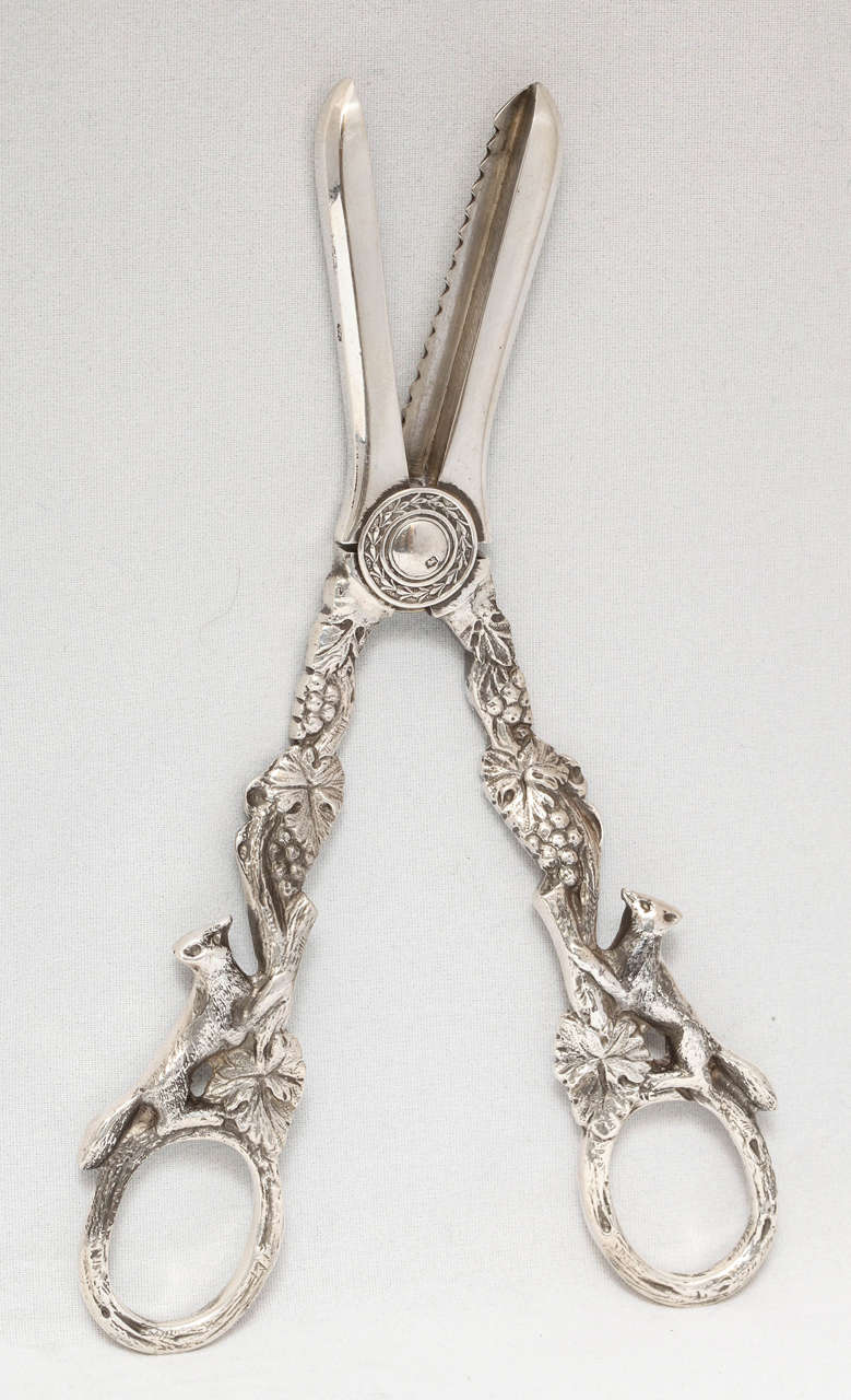 Victorian Style Sterling Silver Grape Shears In Excellent Condition For Sale In New York, NY