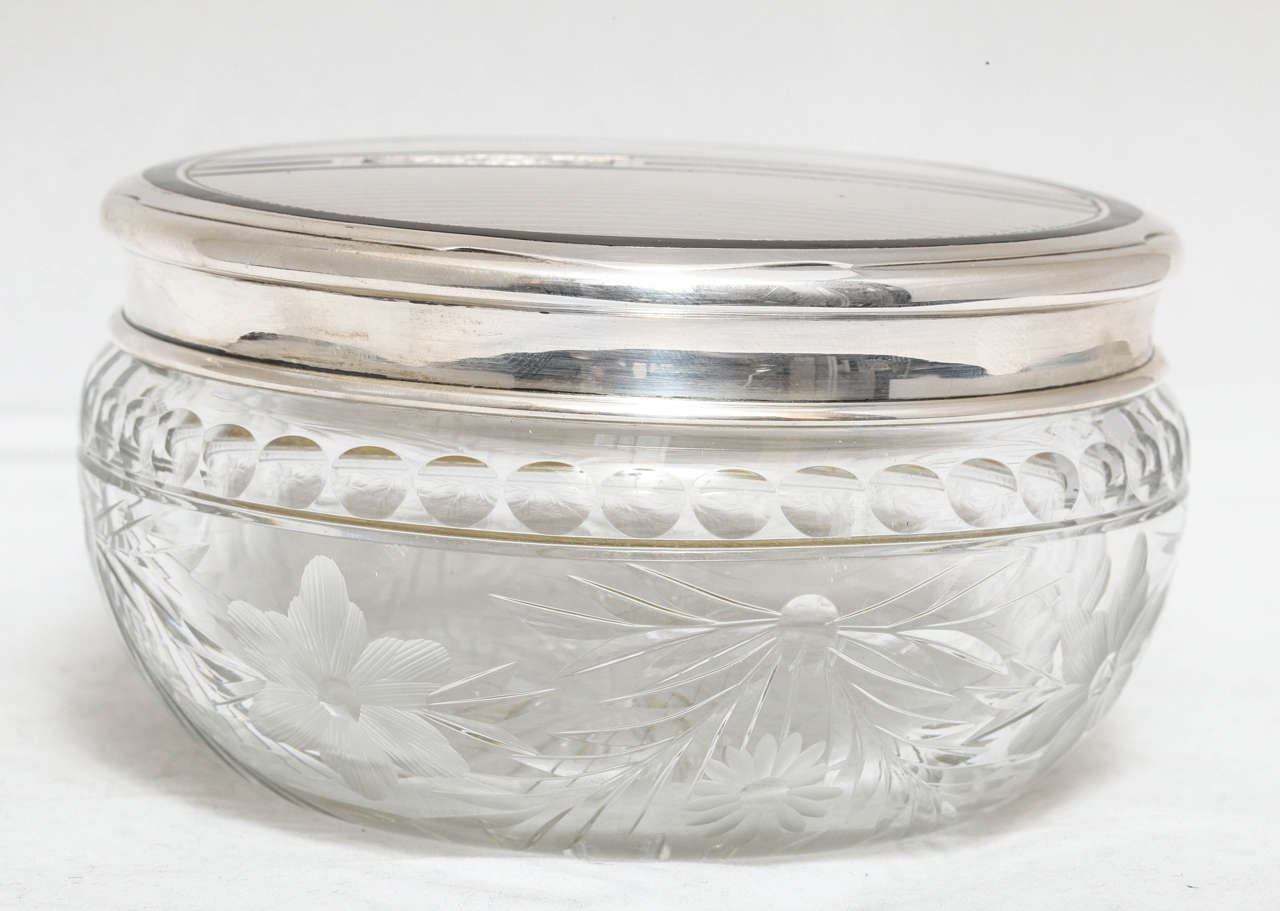 Art Deco Sterling Silver, with Black Enamel Mounted Powder Jar For Sale at 1stDibs