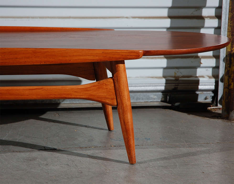American Mid Century 'Surfboard' Coffee Table