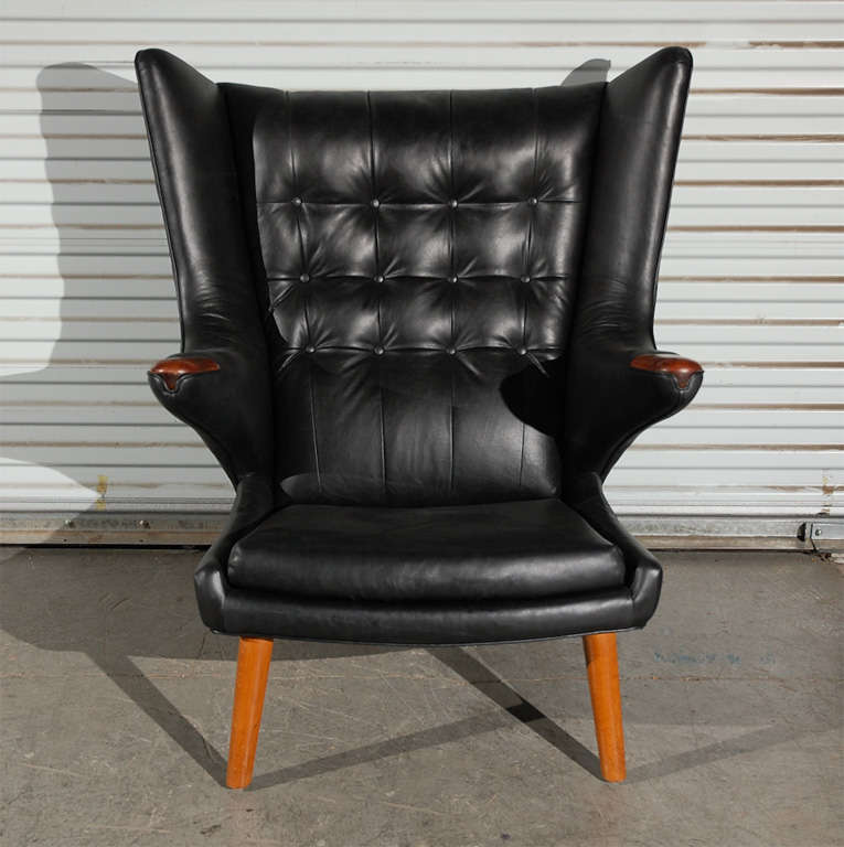 Hans Wegner Papa Bear Chair in Black Leather