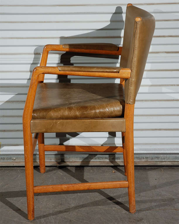 Arne Jacobsen for Hans Wegner Armchair In Good Condition For Sale In Los Angeles, CA