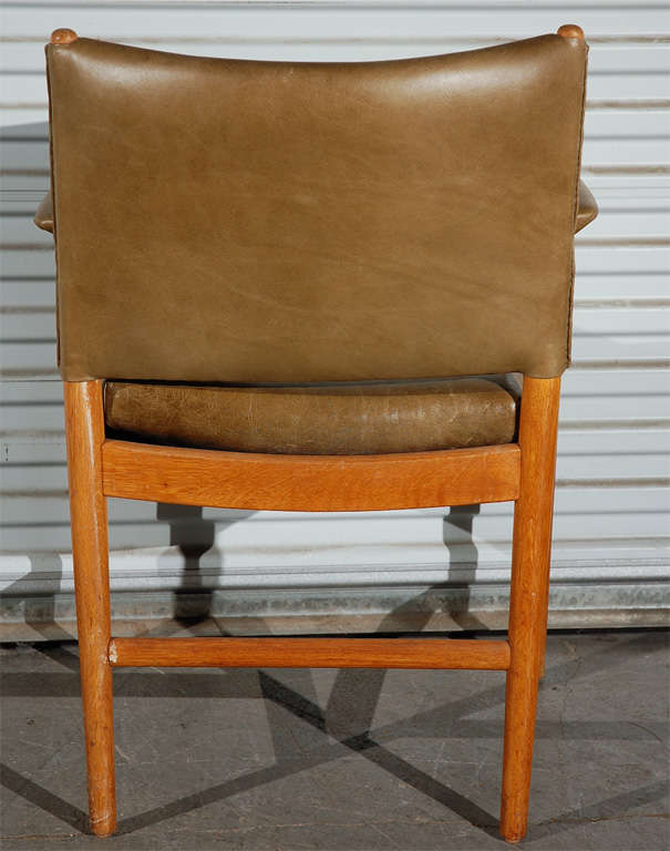 Leather Arne Jacobsen for Hans Wegner Armchair For Sale