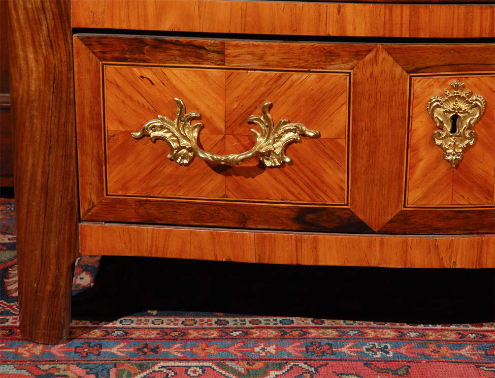 Petite 18th Century, French, Regency Commode In Good Condition For Sale In Newport Beach, CA