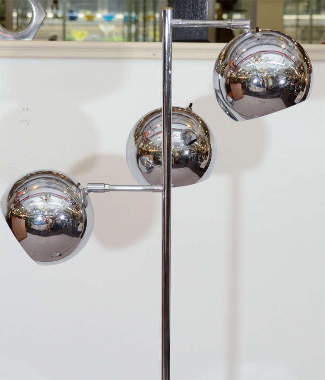 Midcentury Koch & Lowy Chrome Floor Lamp with Three Globe-Form Lights 2