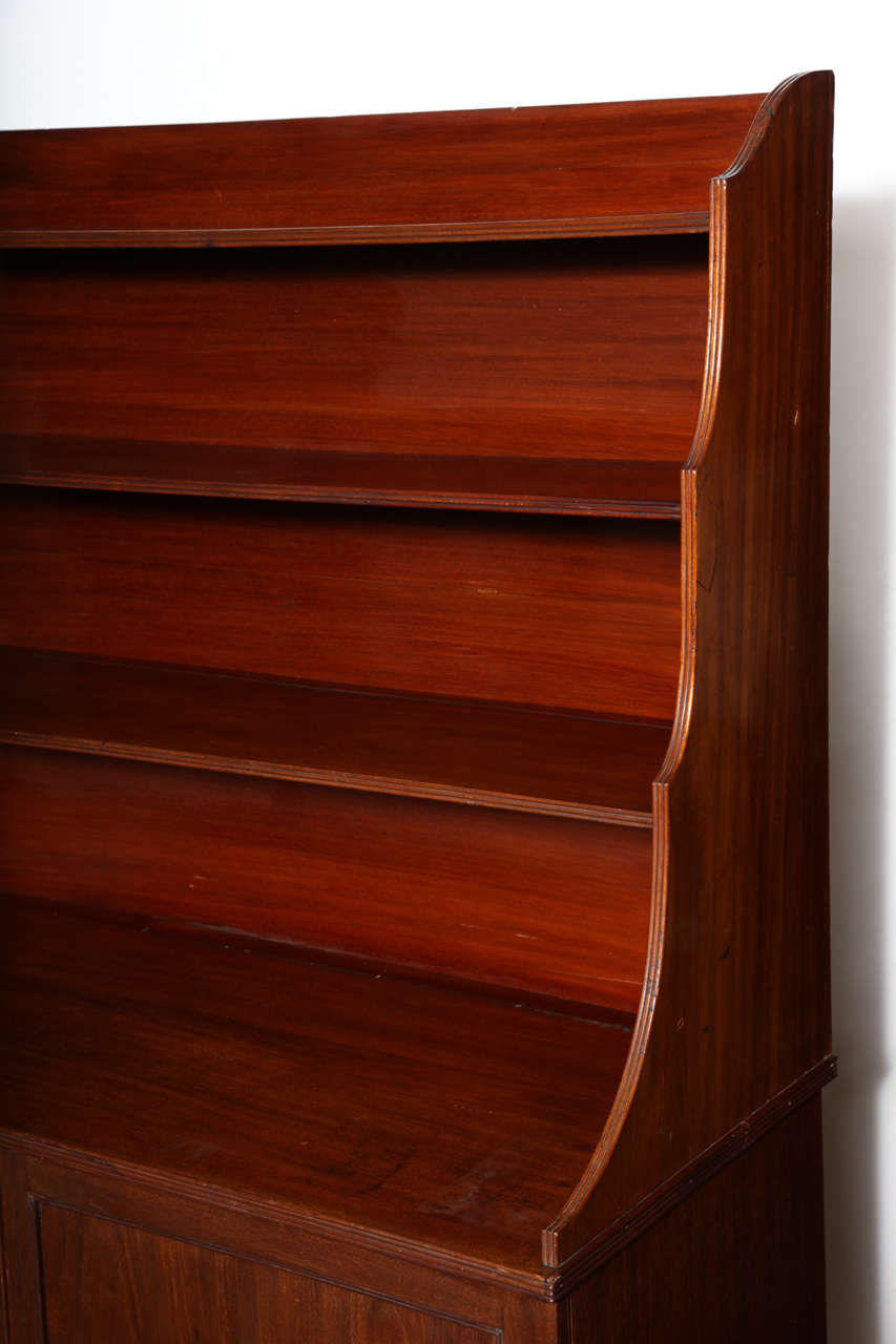 Mid 19th Century English, Mahogany Waterfall Bookcase with Two Doors and Storage In Good Condition For Sale In New York, NY