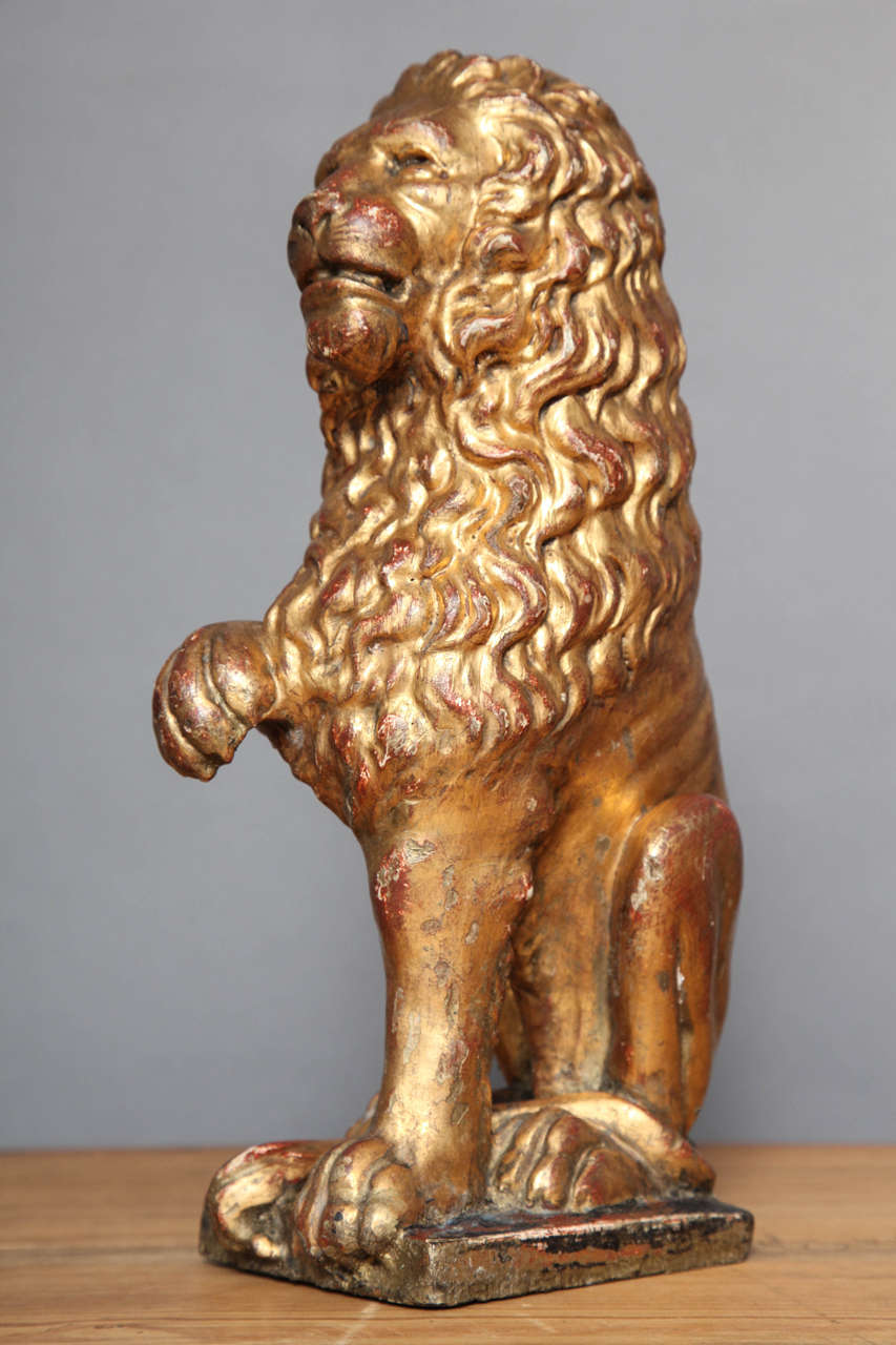 Pair of 19th Century Italian Carved and Gilt Lions 4