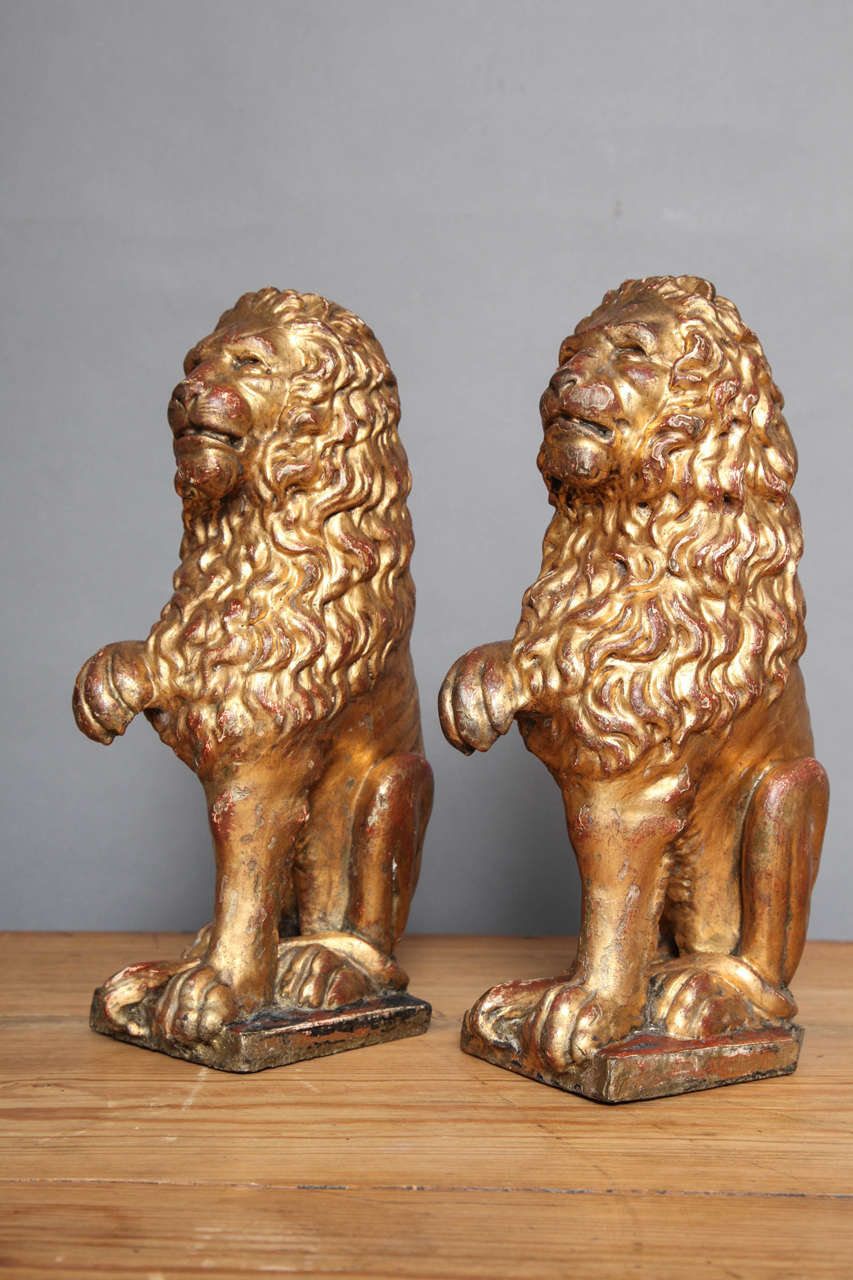 Pair of 19th Century Italian Carved and Gilt Lions 5