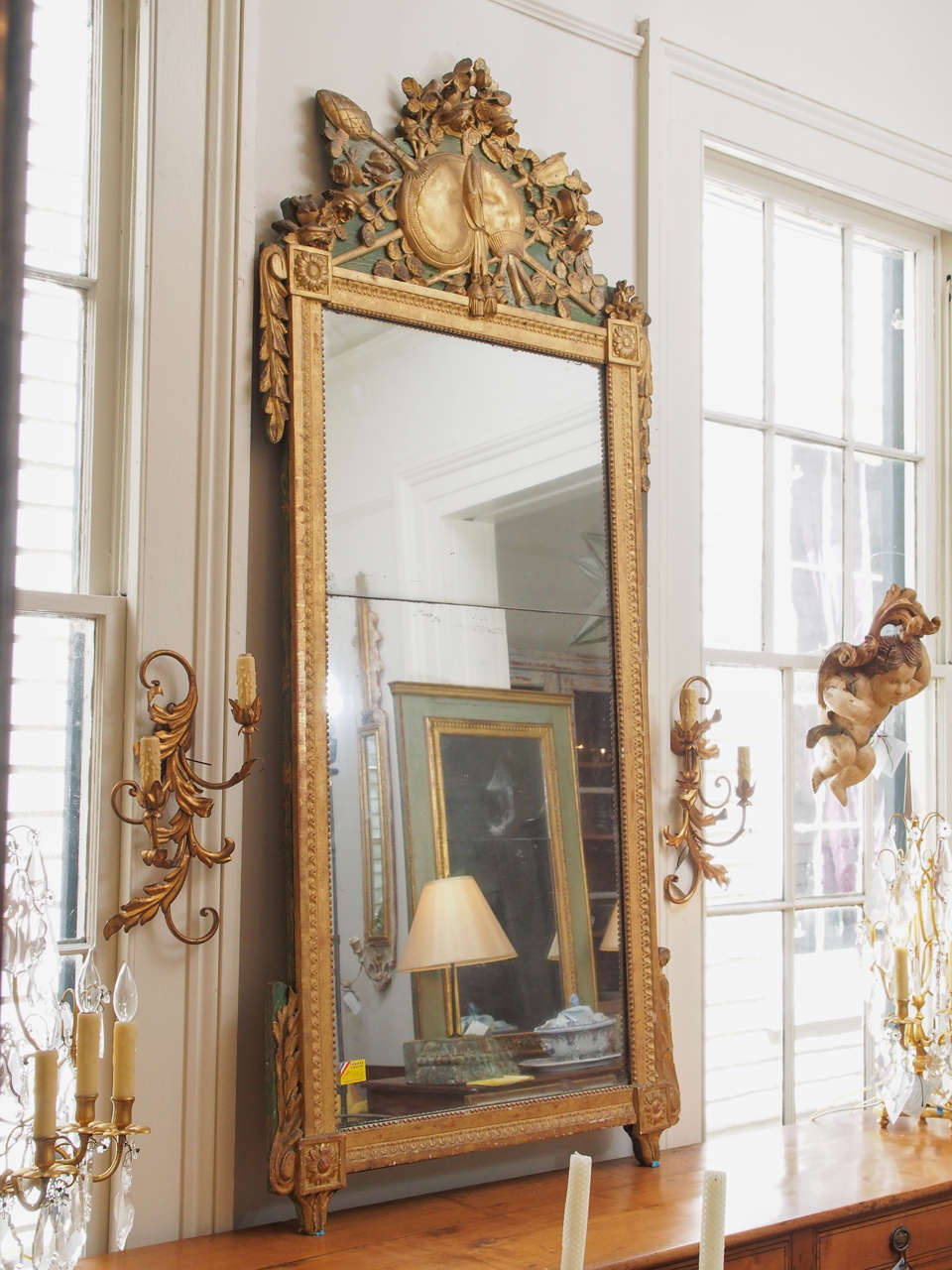 18th Century Gilt Trumeau Mirror For Sale 1